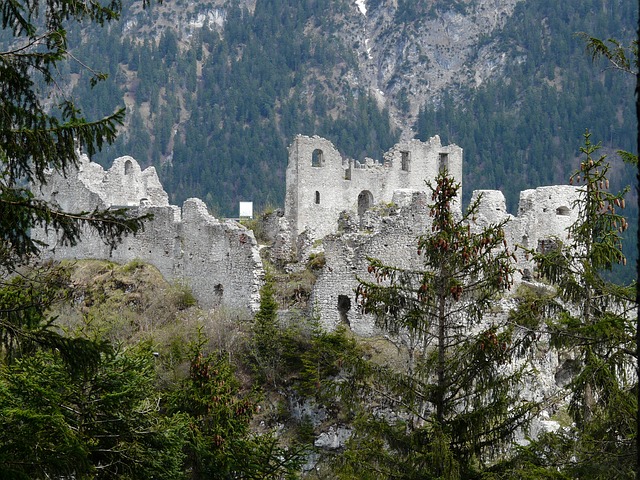 Die Festung Eherenberg in Reutte